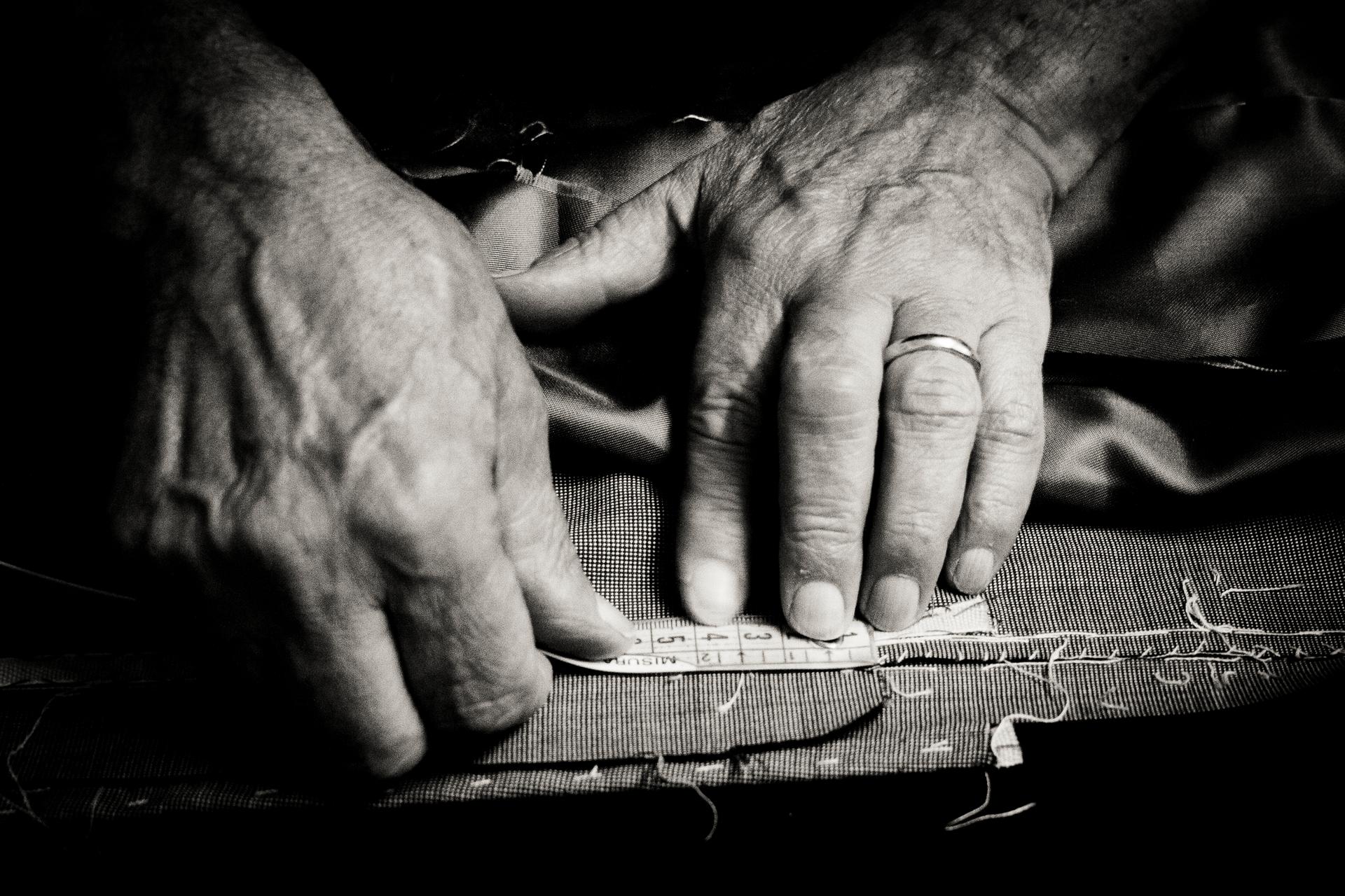 Sarto al lavoro